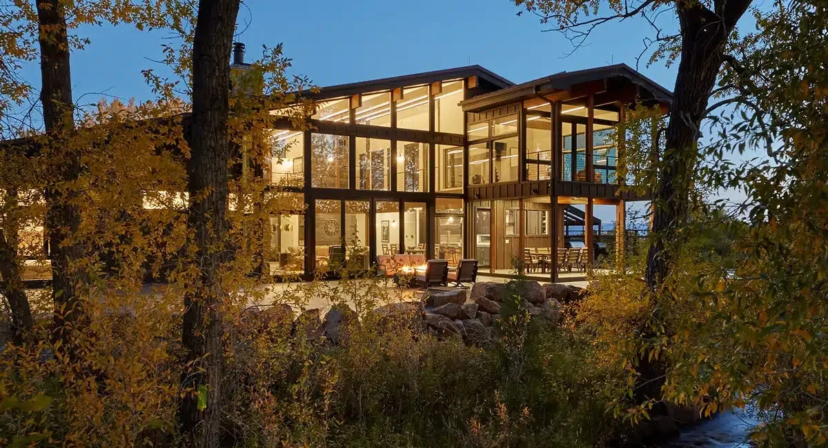 OM Studio Krios exterior